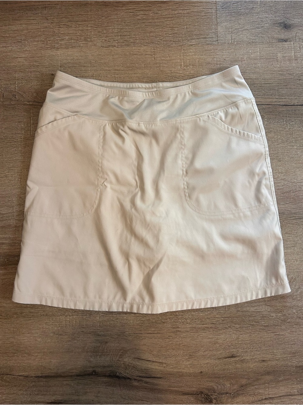 Cypress Club Golf Skort Womens Size M Beige Khaki Pull On Pockets Stretch